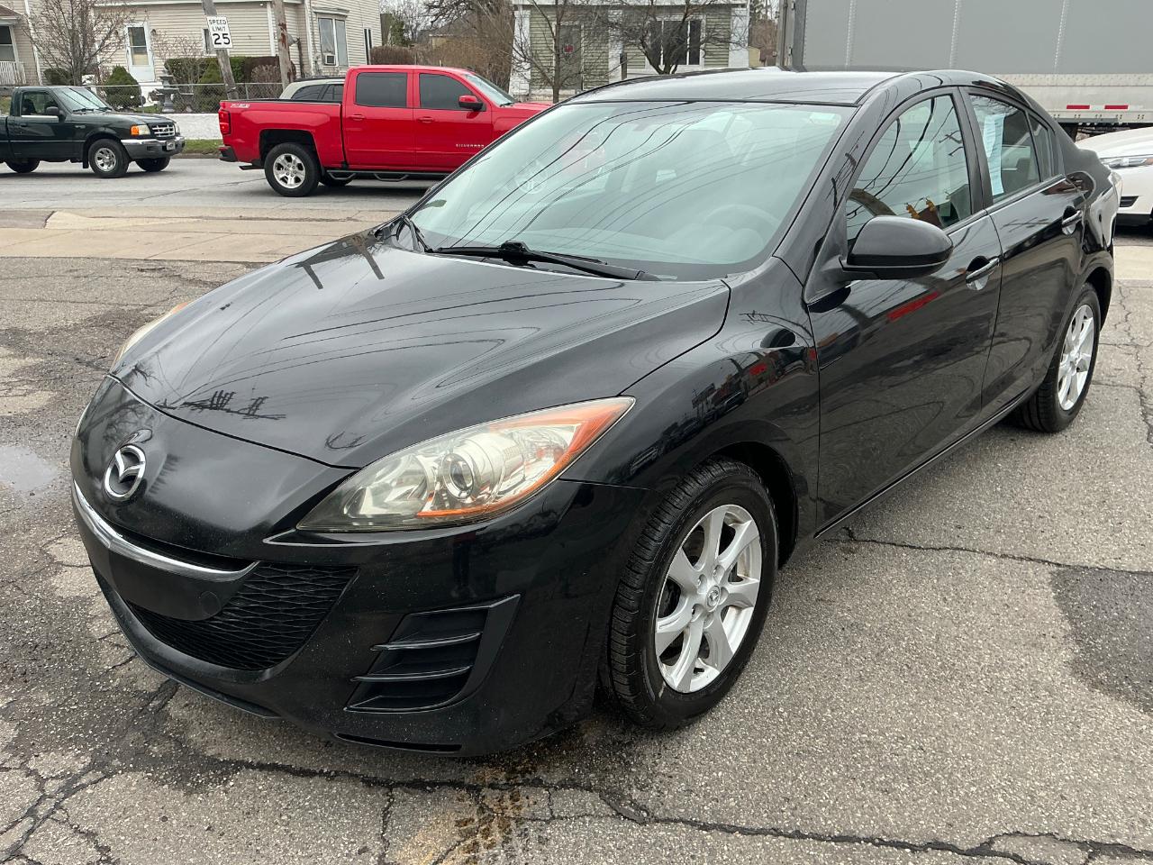 Mazda MAZDA3 i Touring 4-door 2010