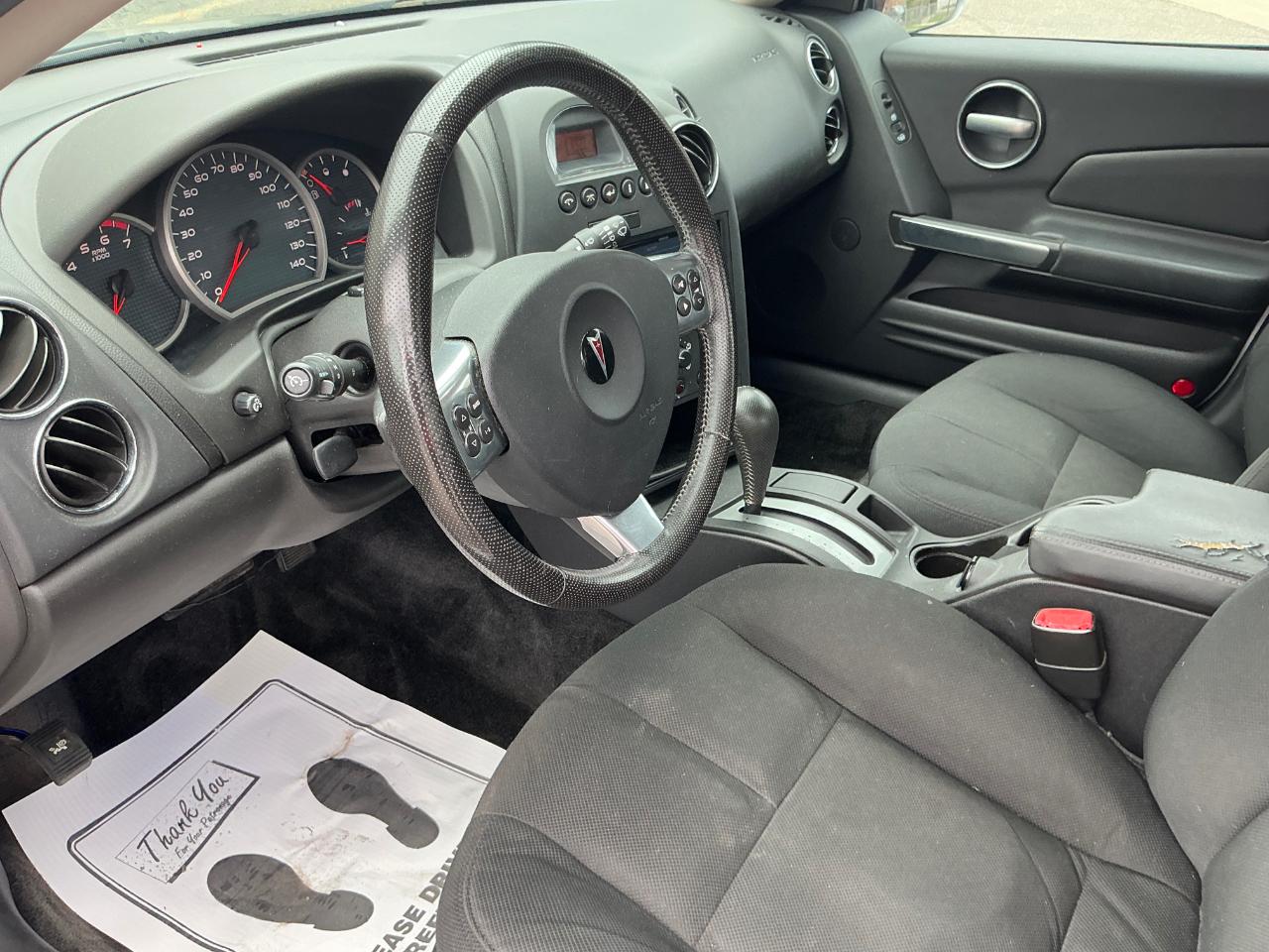 Pontiac Grand Prix Base 2006