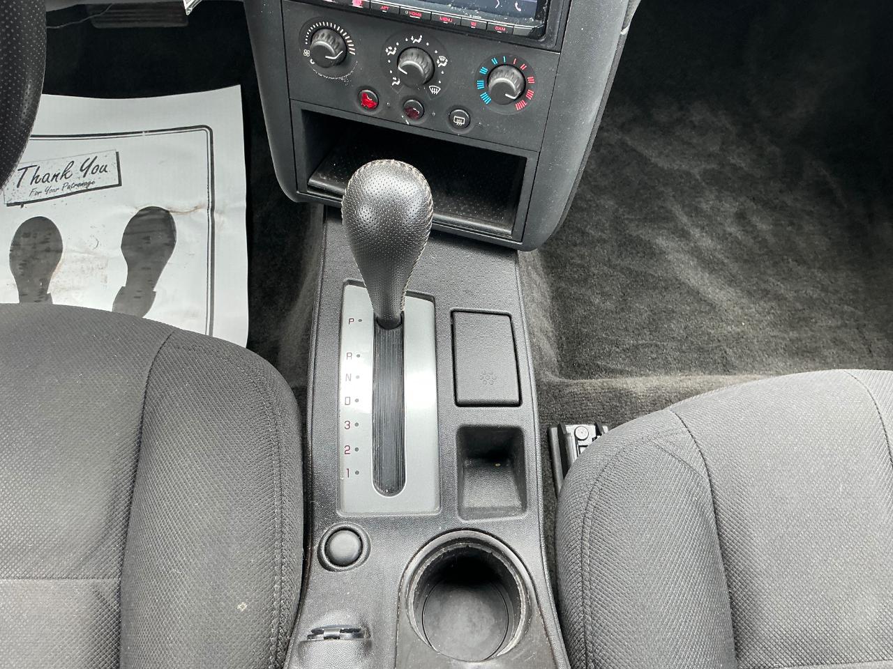 Pontiac Grand Prix Base 2006