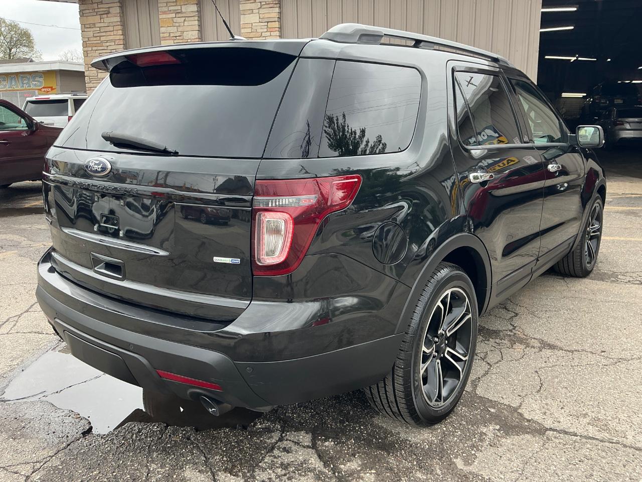 Ford Explorer Sport 4WD 2014