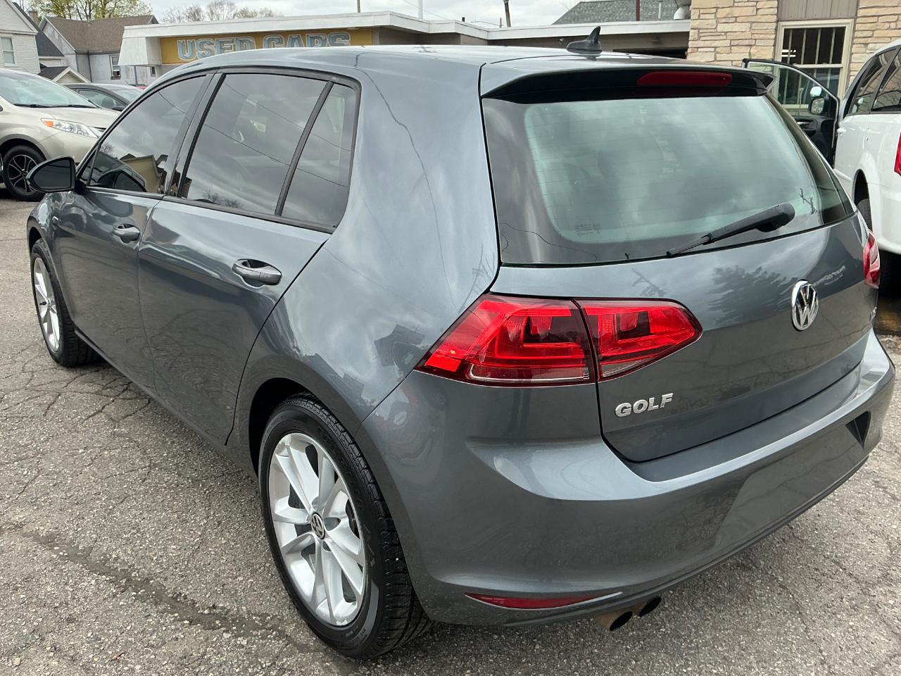 Volkswagen Golf TSI S 6A 2015