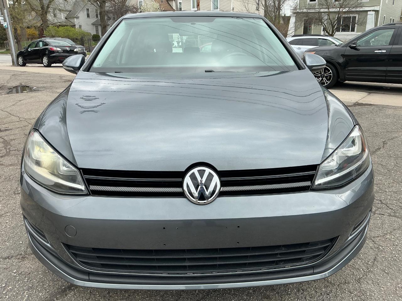Volkswagen Golf TSI S 6A 2015