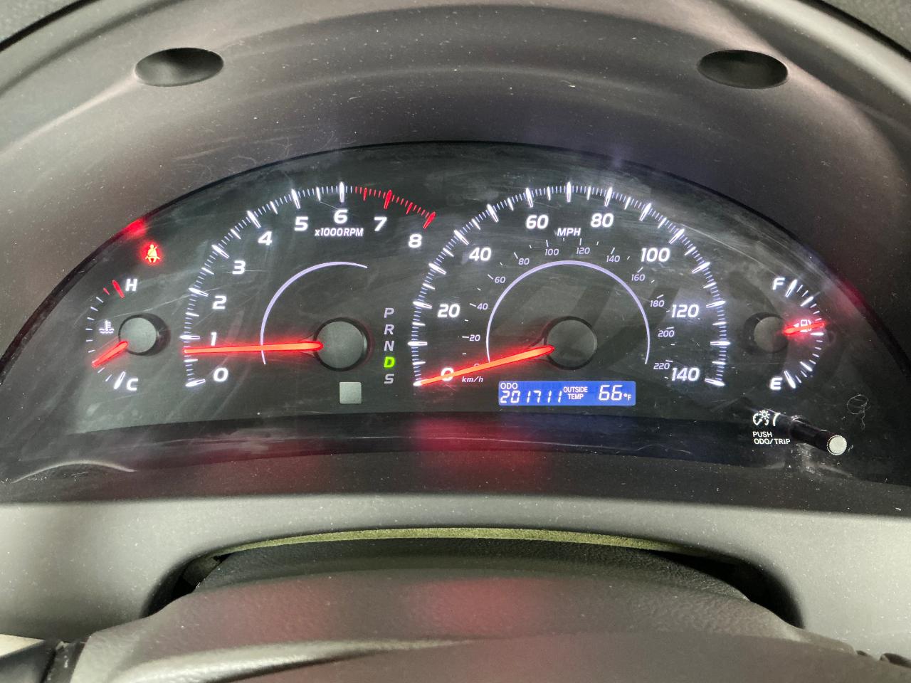 Toyota Camry Base 6-Spd AT 2011