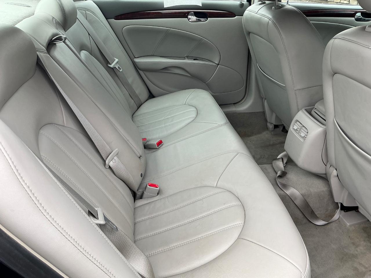 Buick Lucerne CXL1 2009