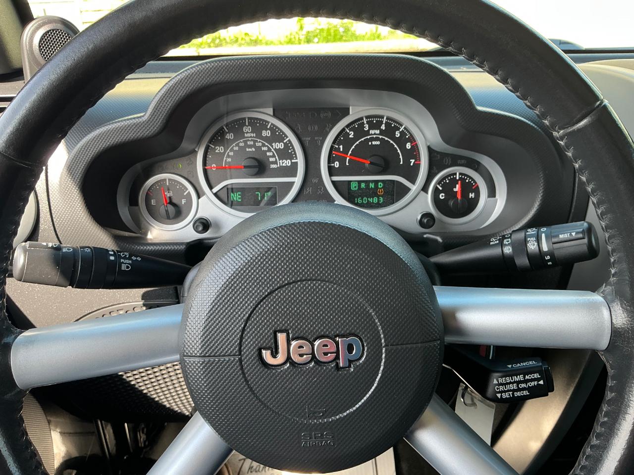 Jeep Wrangler Sahara 4WD 2010