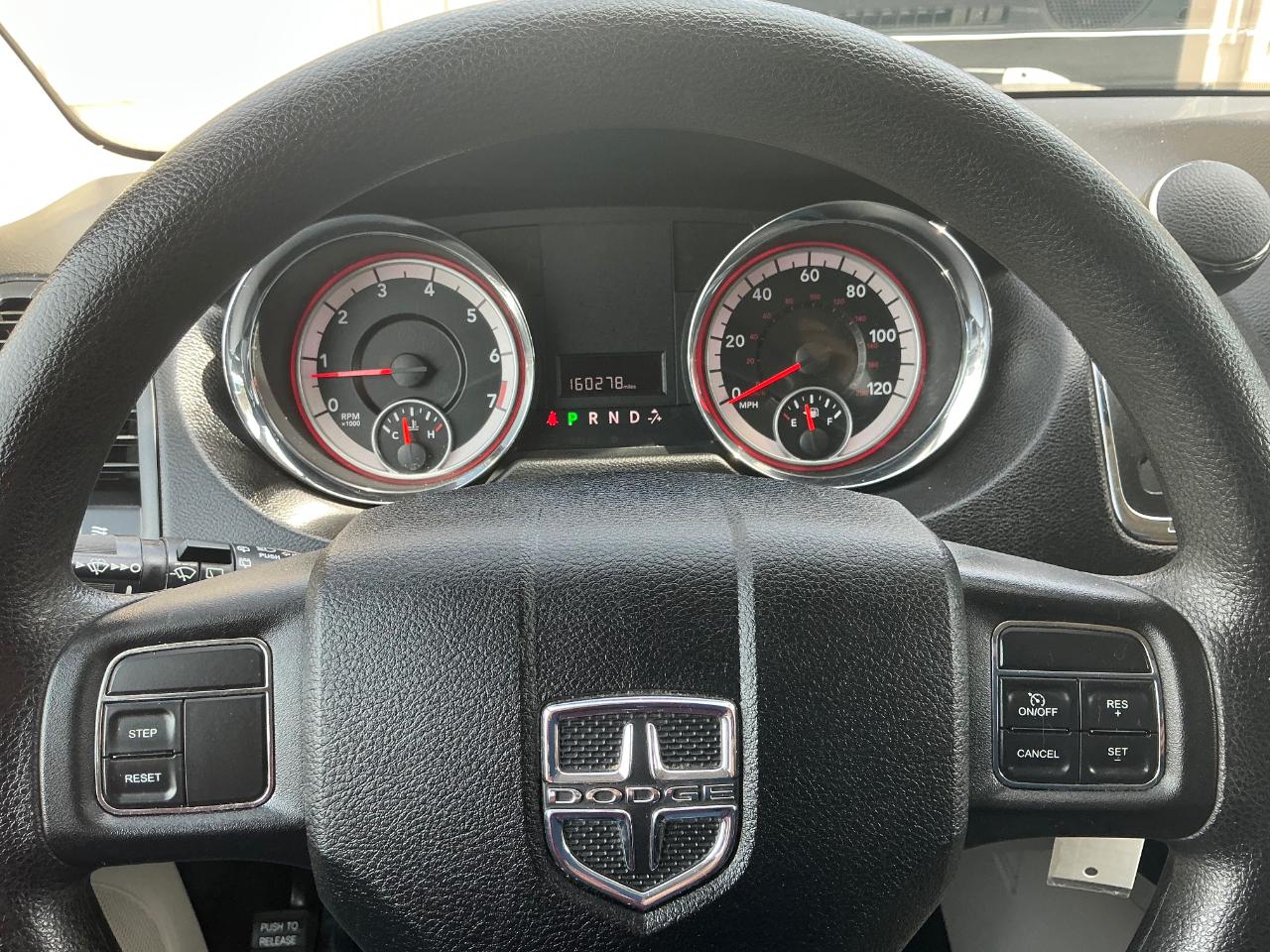 Dodge Grand Caravan SE 2012