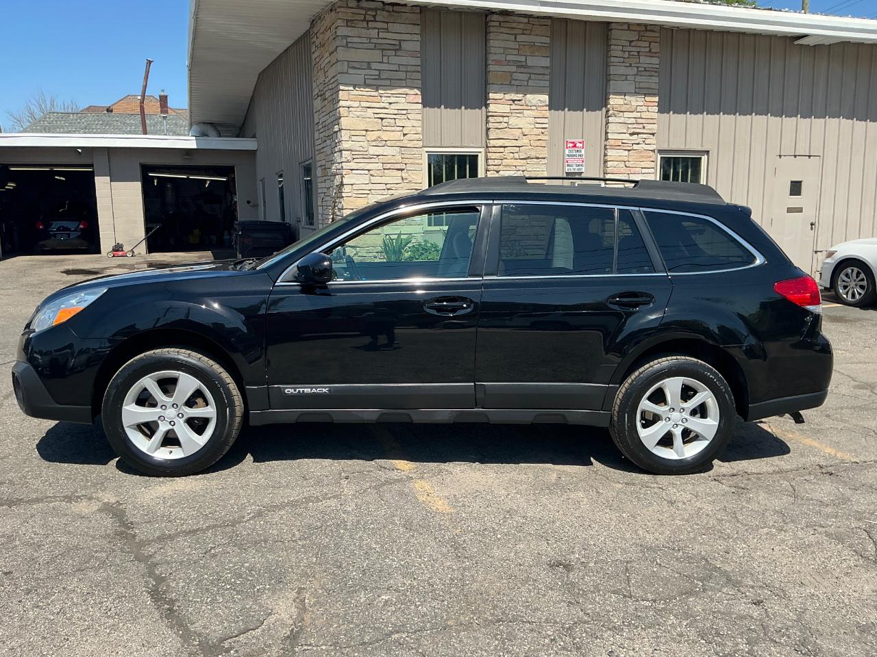 Subaru Outback 2.5i Premium 2014