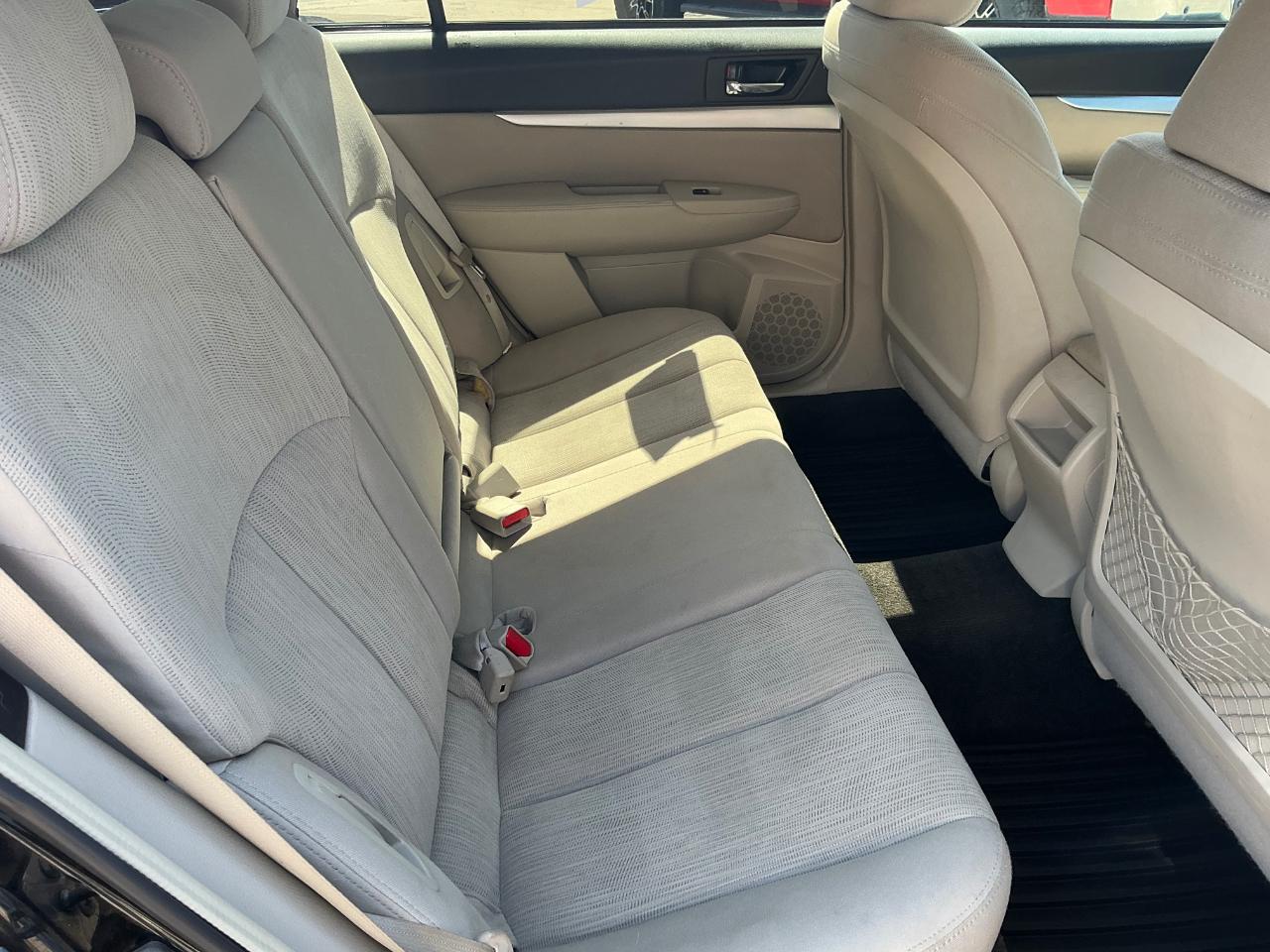 Subaru Outback 2.5i Premium 2014