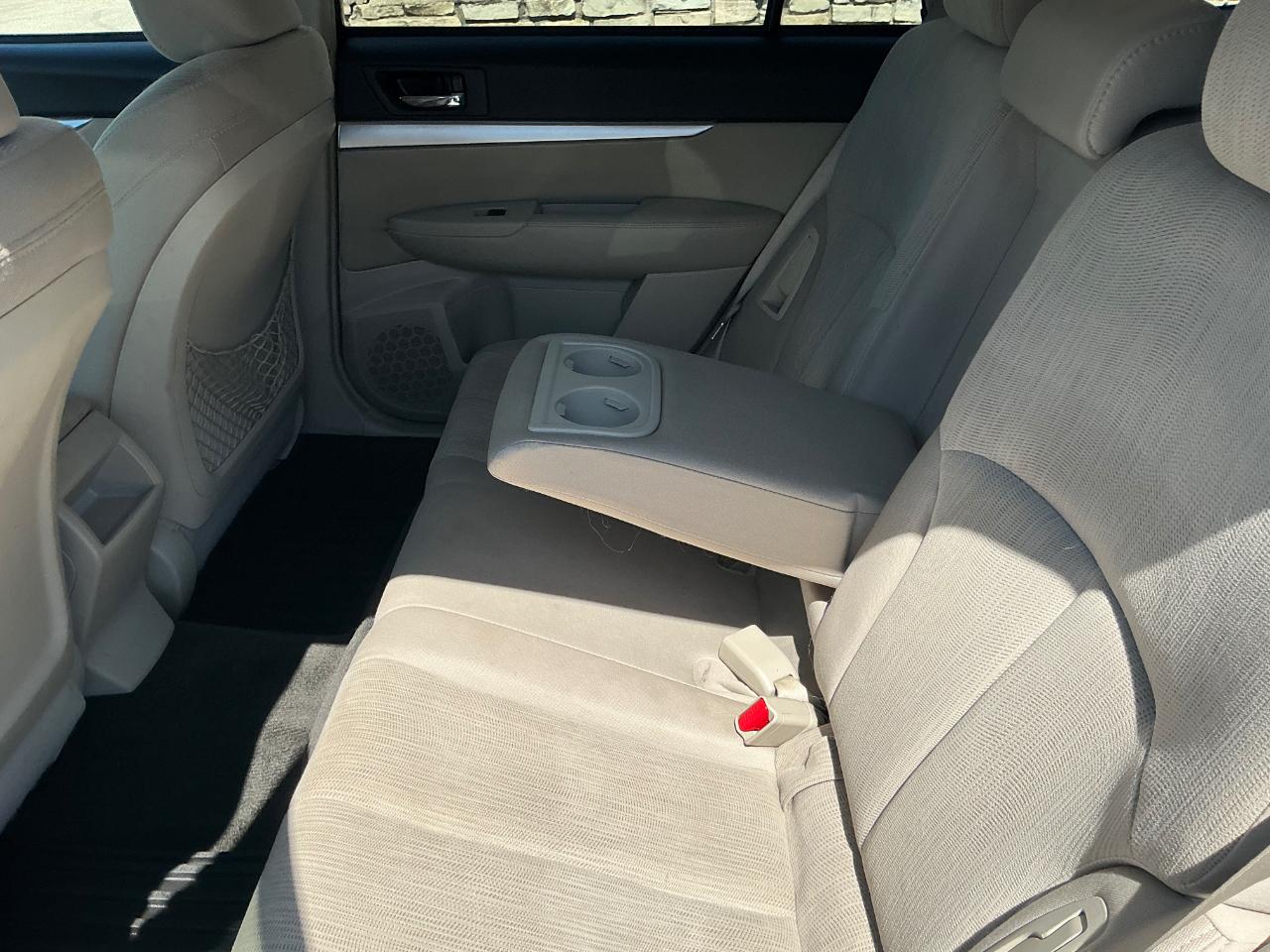 Subaru Outback 2.5i Premium 2014