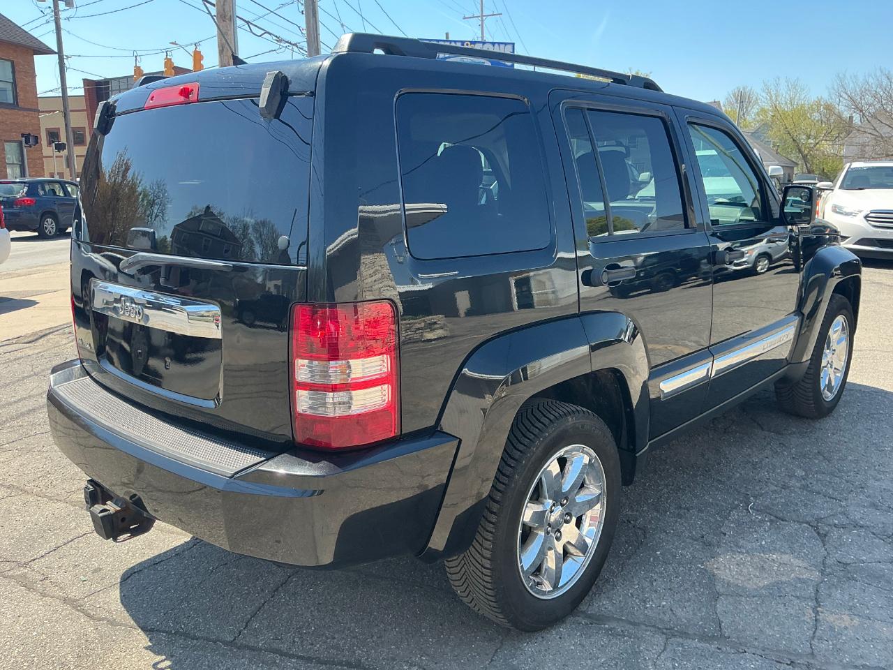 Jeep Liberty Sport 4WD 2012