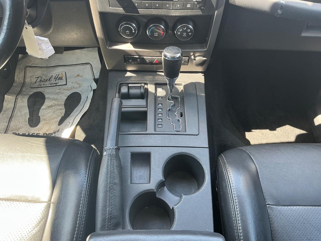 Jeep Liberty Sport 4WD 2012