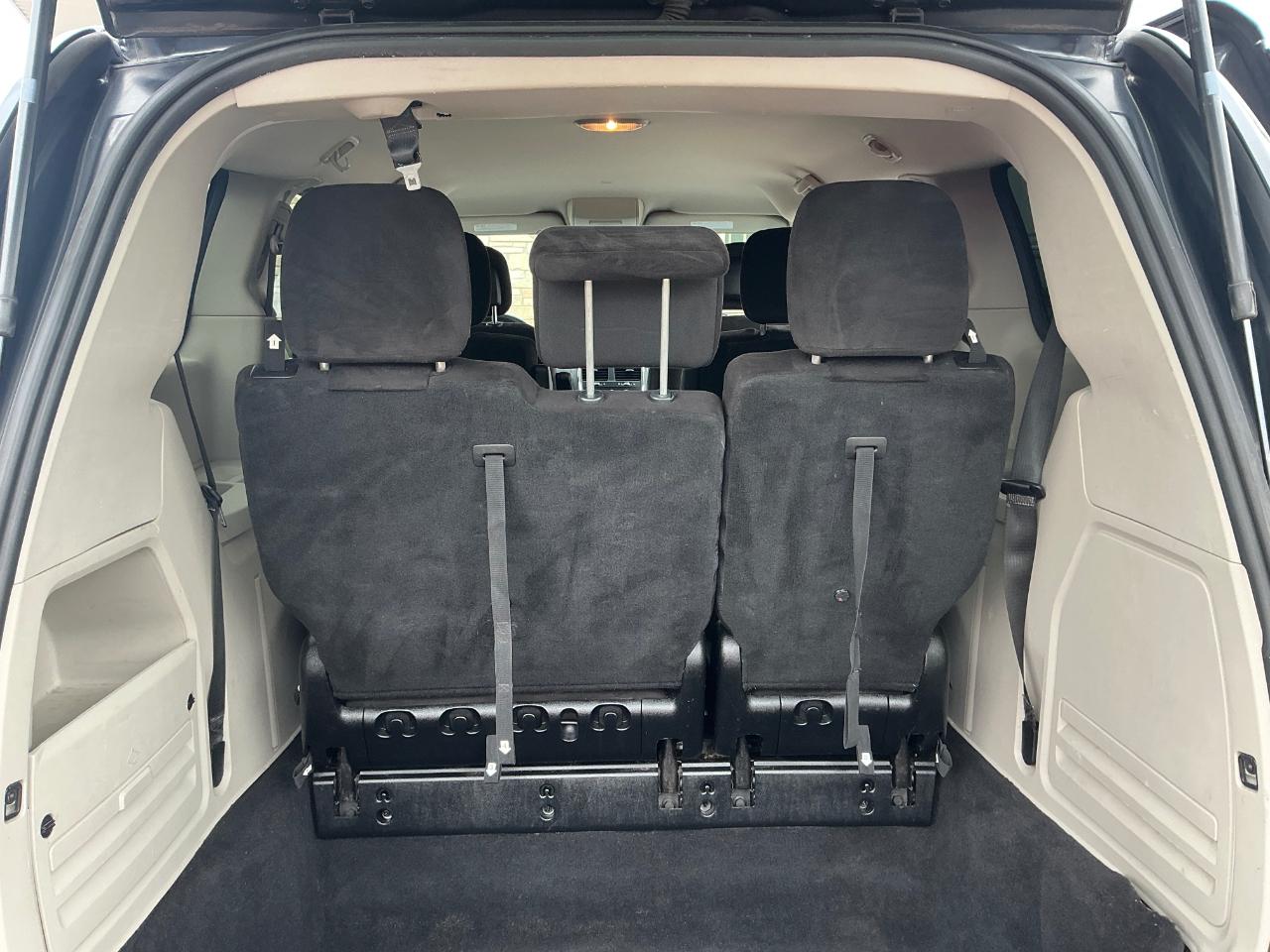 Dodge Grand Caravan SE 2013