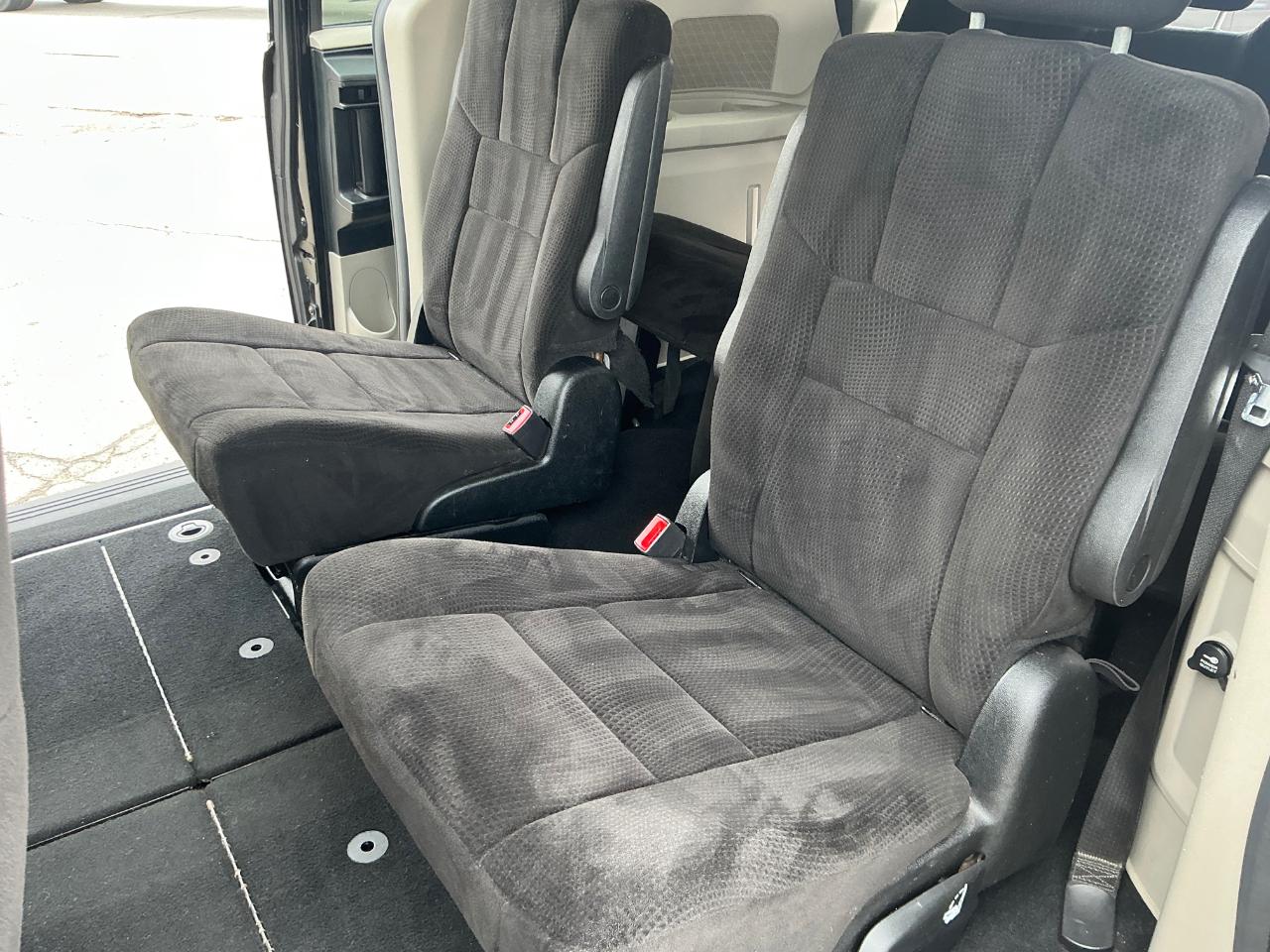 Dodge Grand Caravan SE 2013