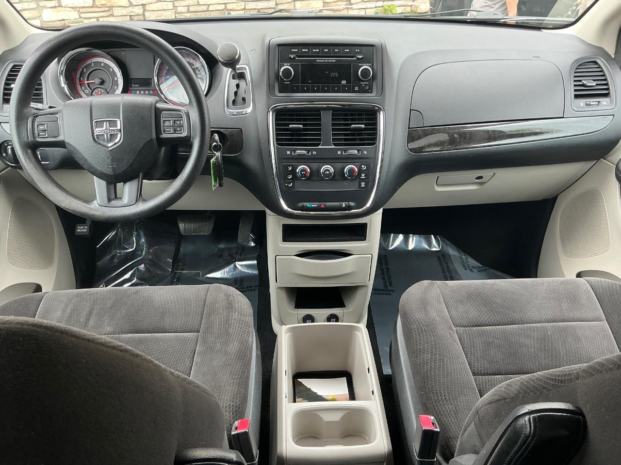 Dodge Grand Caravan SE 2013