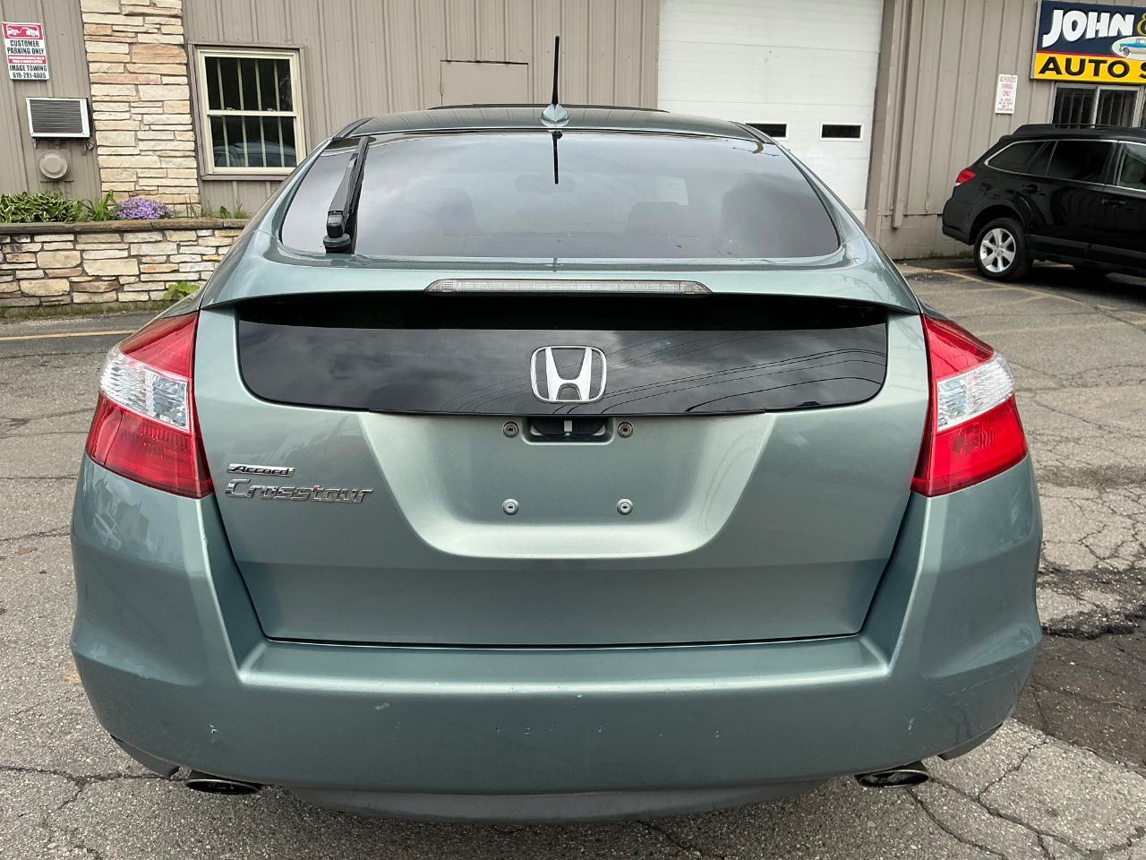 Honda Accord Crosstour EX-L 2WD 5-Spd AT 2010