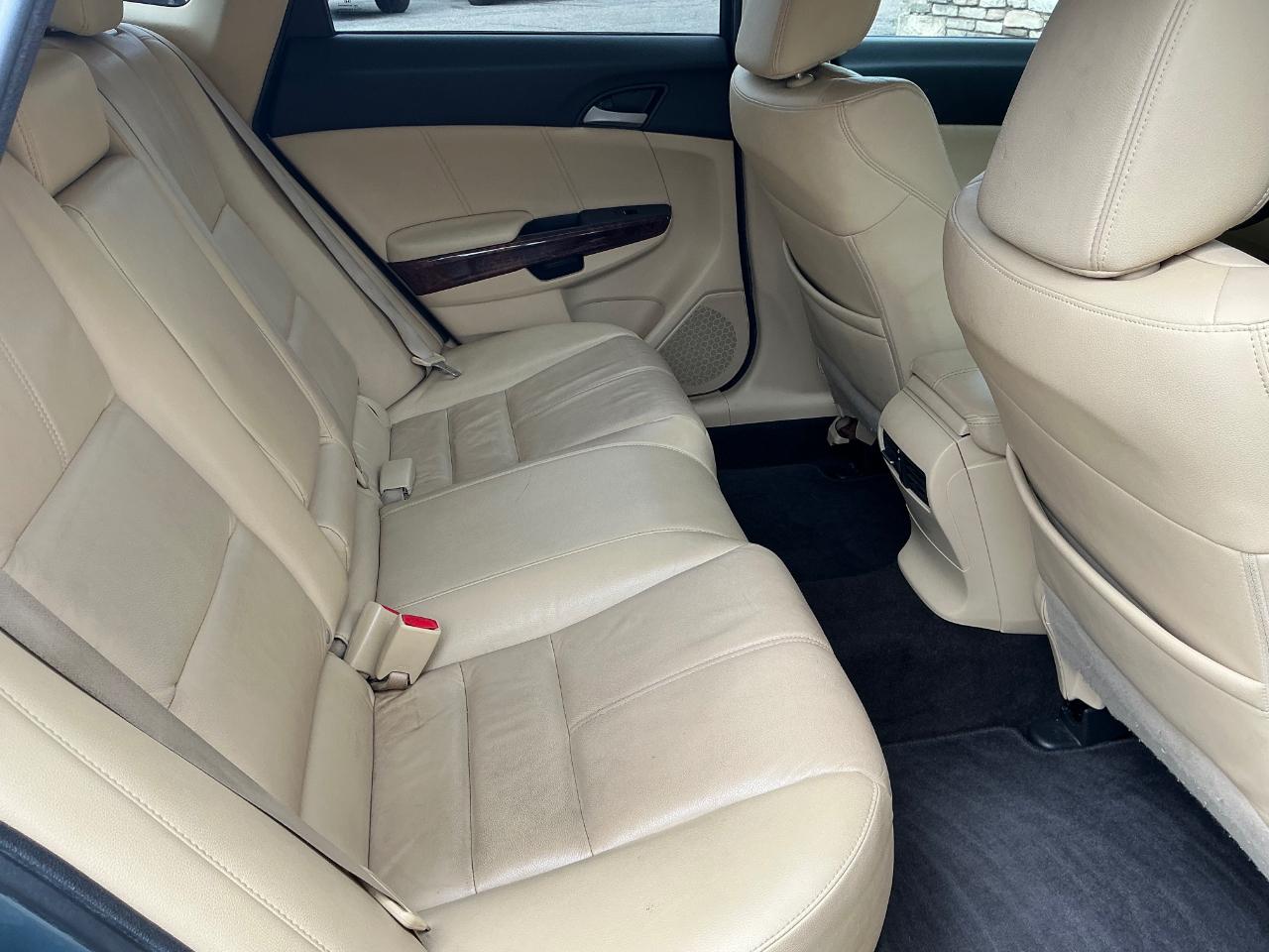 Honda Accord Crosstour EX-L 2WD 5-Spd AT 2010