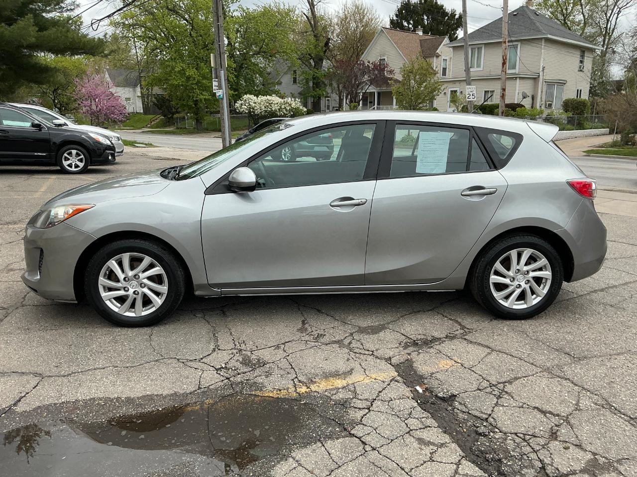 Mazda MAZDA3 I Touring 5-Door 2012