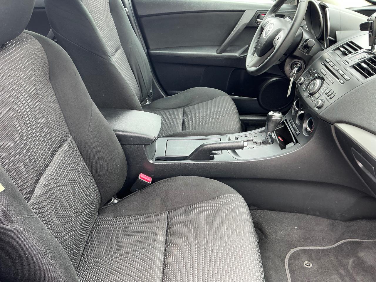 Mazda MAZDA3 I Touring 5-Door 2012