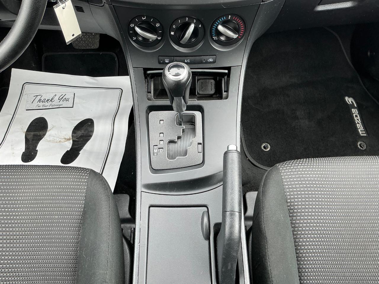 Mazda MAZDA3 I Touring 5-Door 2012