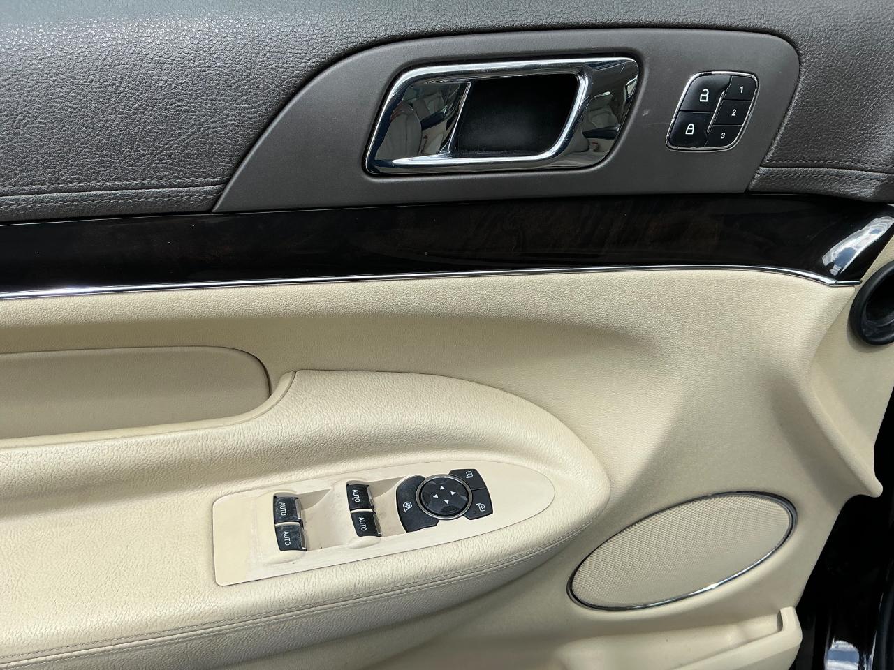 Lincoln MKT 3.5L with EcoBoost AWD 2013