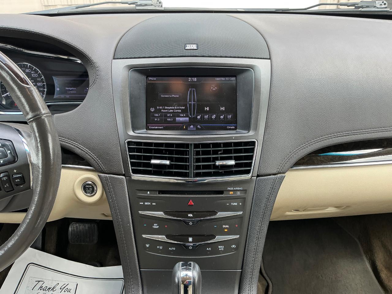 Lincoln MKT 3.5L with EcoBoost AWD 2013