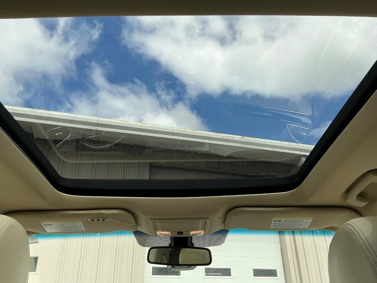 Lincoln MKT 3.5L with EcoBoost AWD 2013