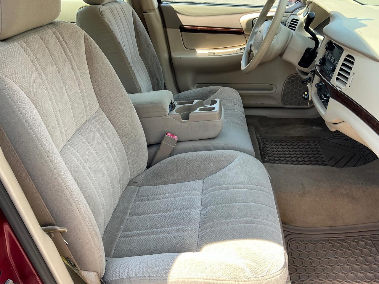 Chevrolet Impala Base 2005