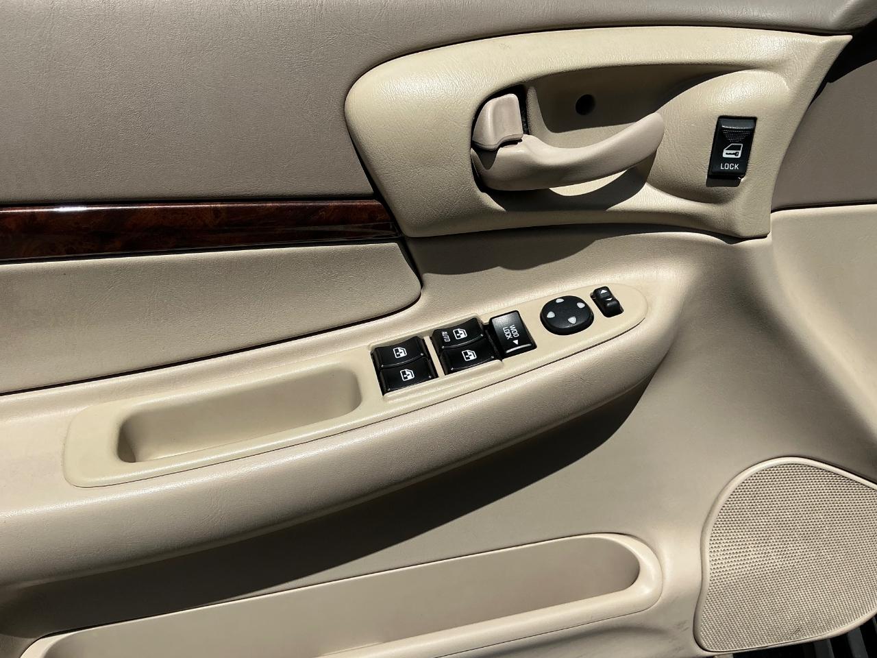 Chevrolet Impala Base 2005