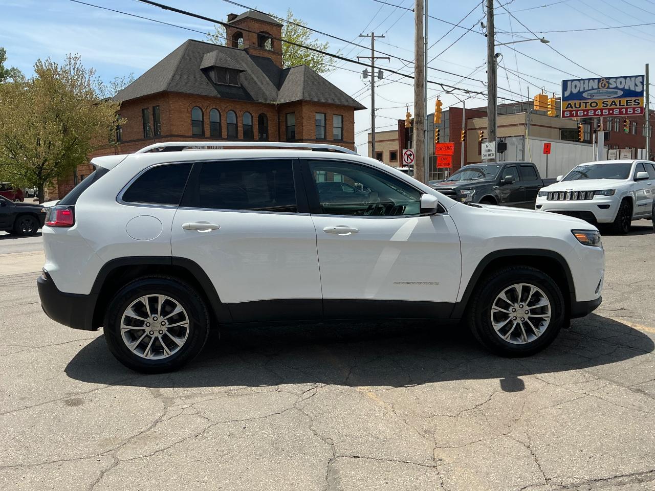 Jeep Cherokee Latitude Plus 4WD 2019
