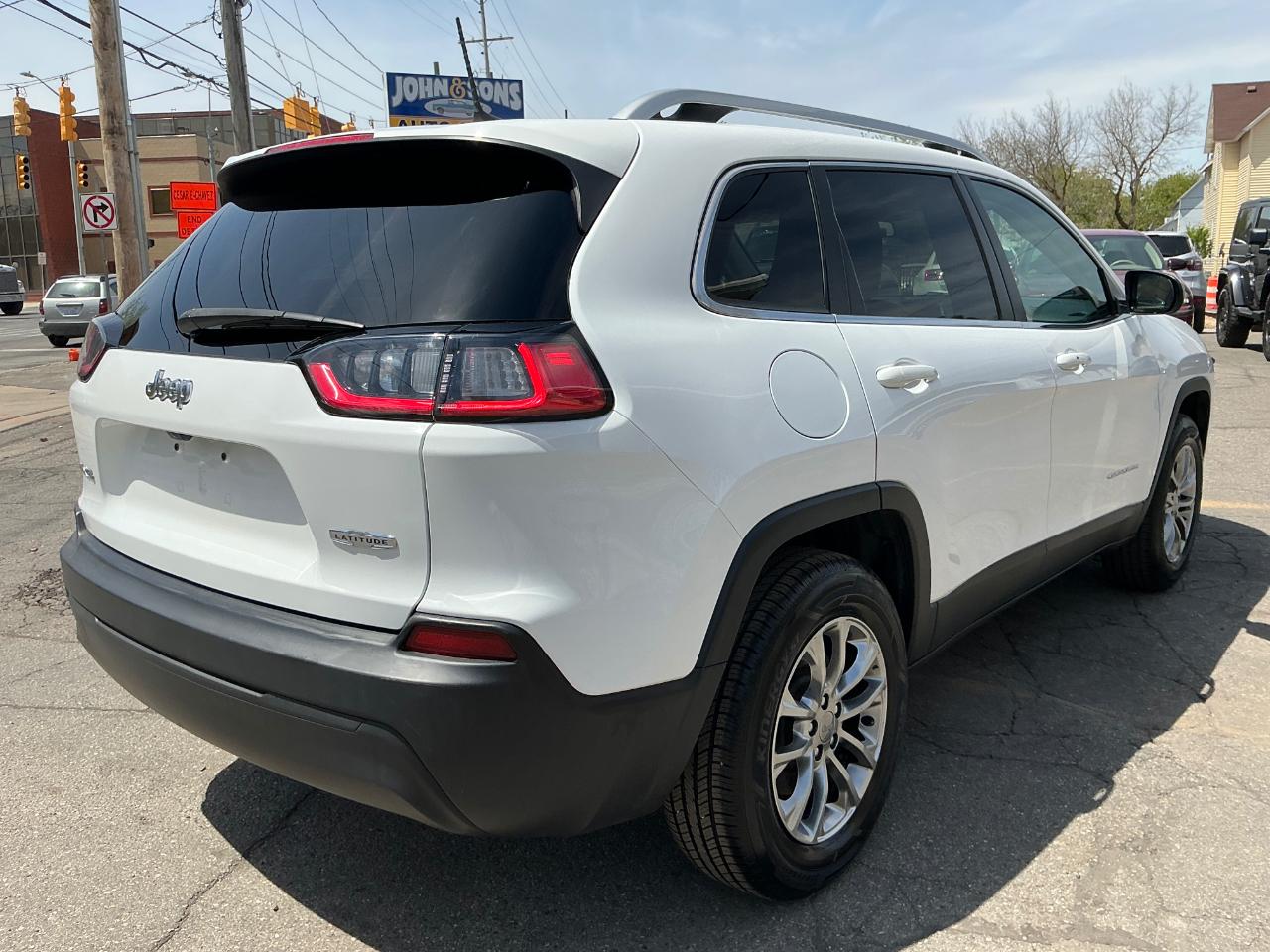 Jeep Cherokee Latitude Plus 4WD 2019