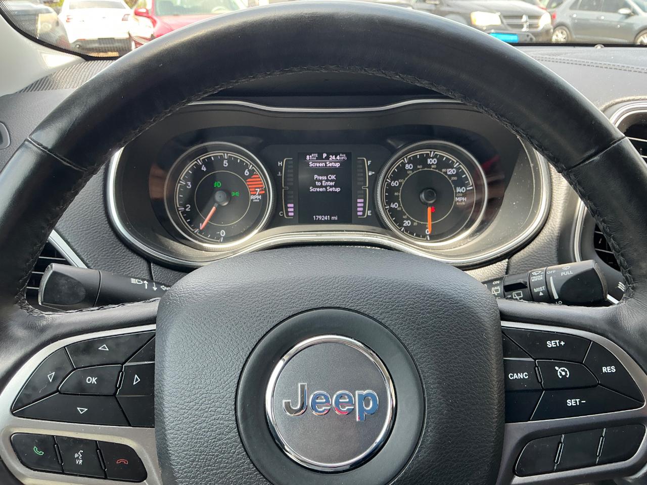 Jeep Cherokee Latitude Plus 4WD 2019