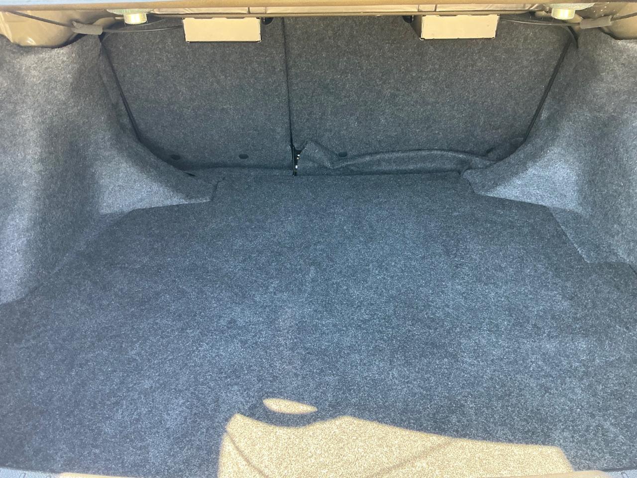Toyota Corolla S 5-Speed MT 2013