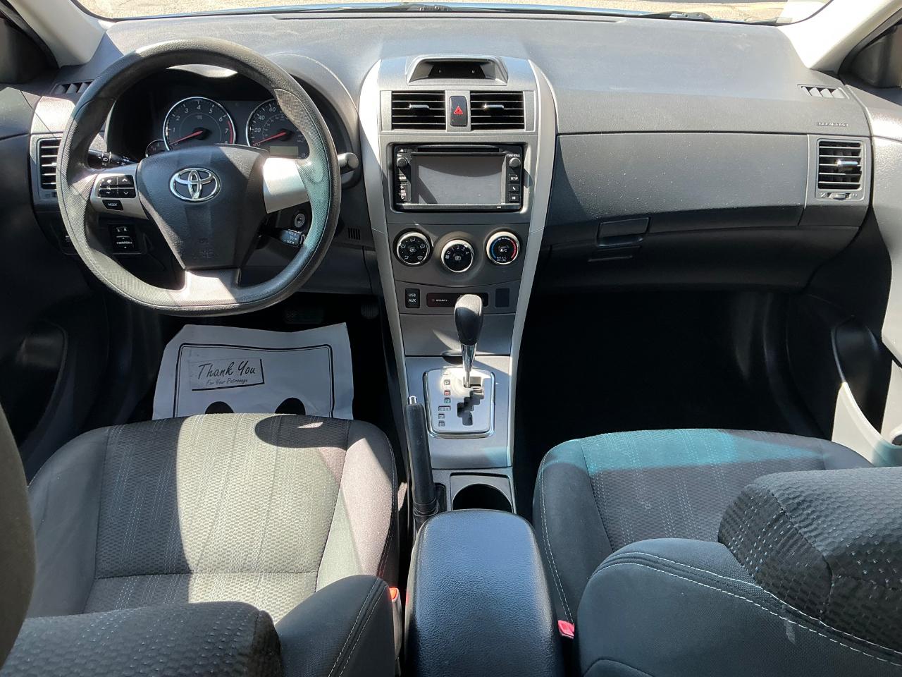 Toyota Corolla S 5-Speed MT 2013