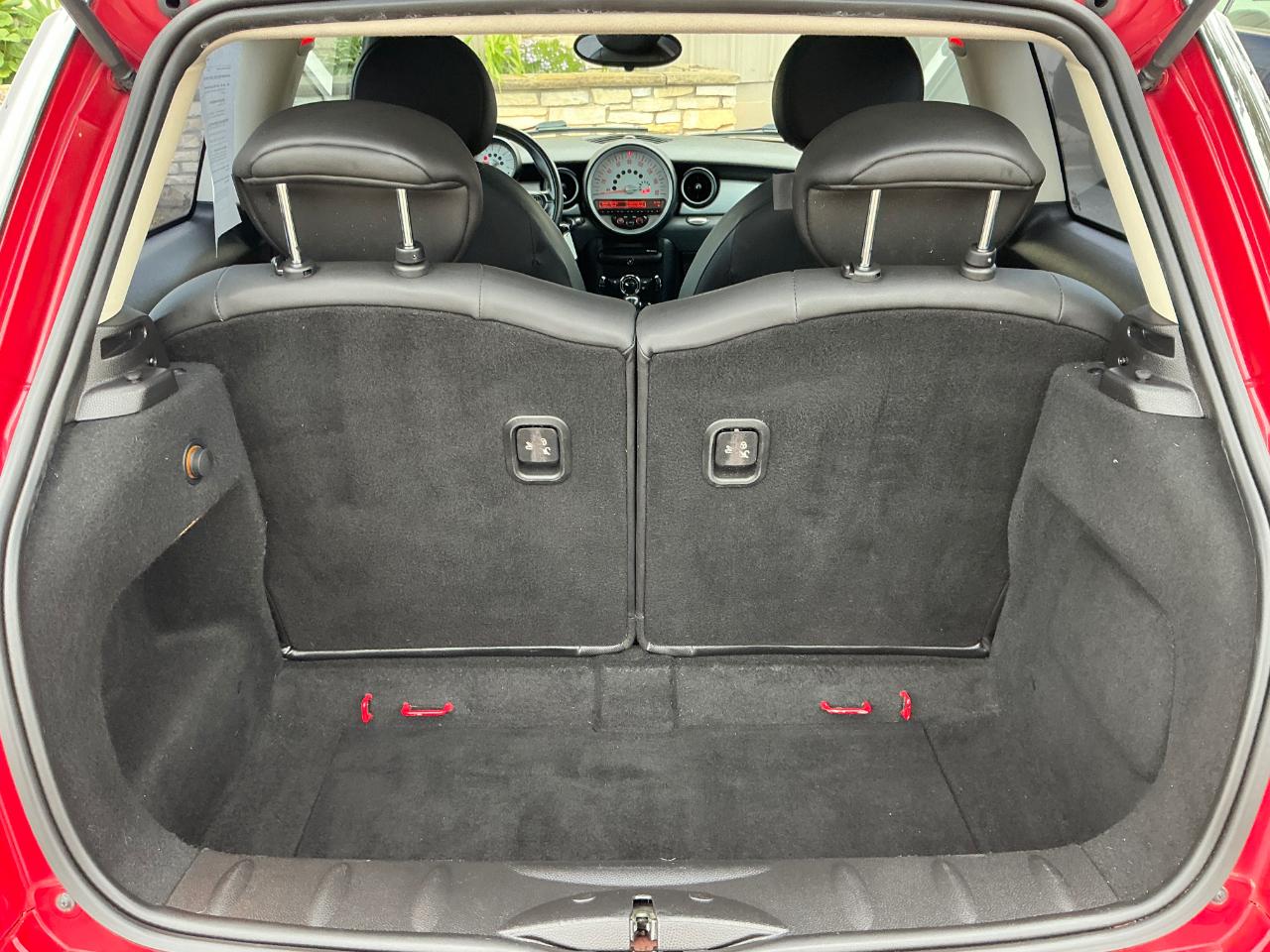 MINI Cooper Base 2012