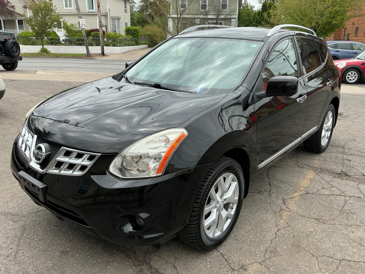 Nissan Rogue S AWD 2012