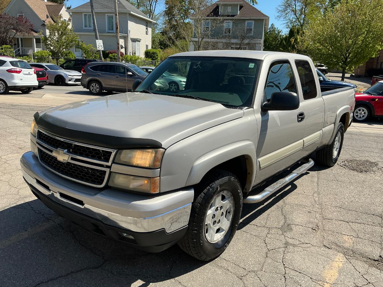 Chevrolet Silverado 1500 LS Ext. Cab 4WD 2006