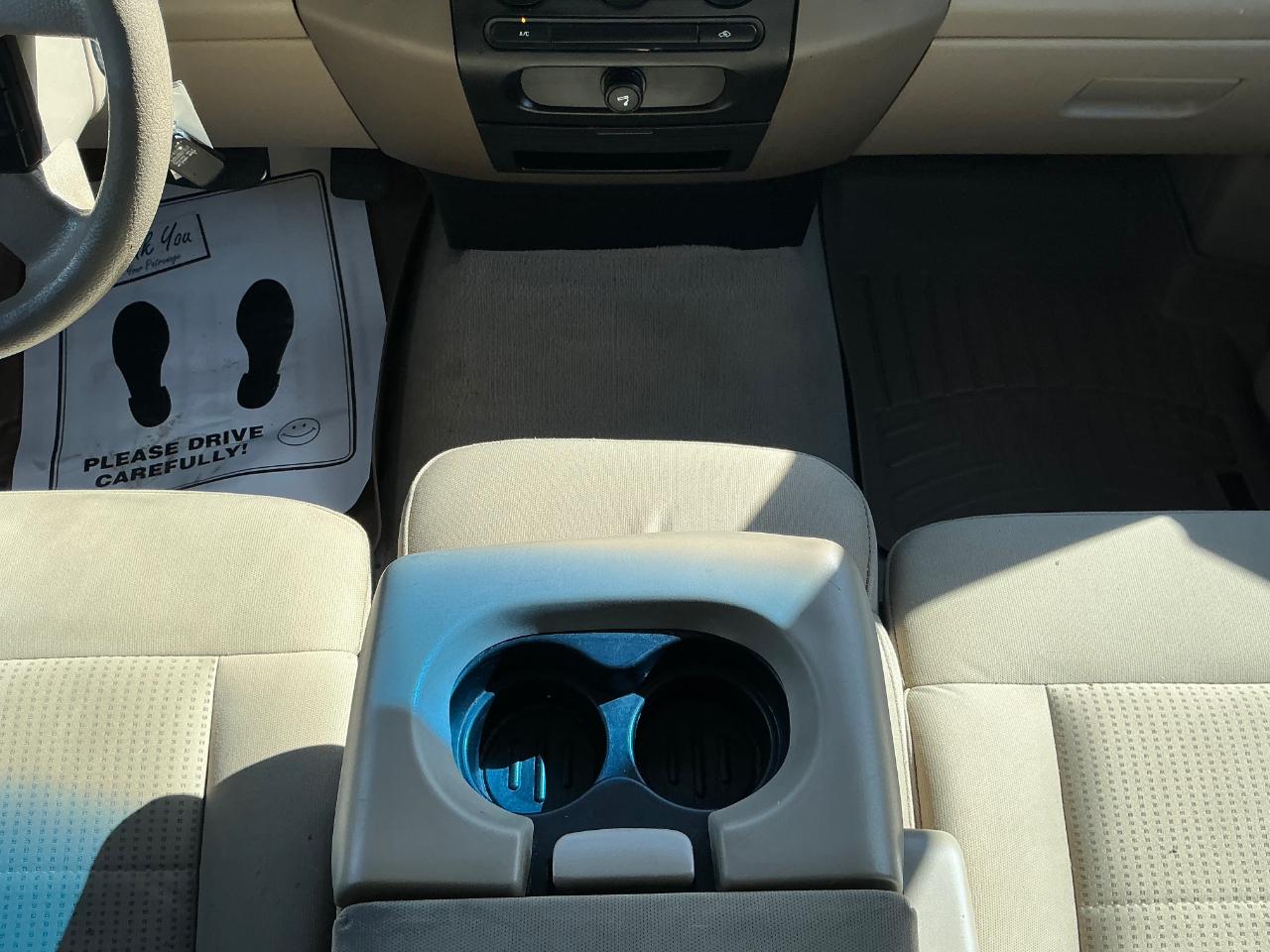 Ford F-150 XL SuperCrew Short Bed 4WD 2008