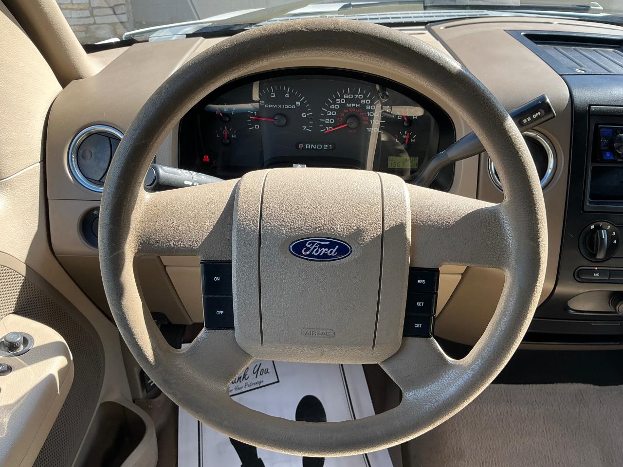 Ford F-150 XL SuperCrew Short Bed 4WD 2008