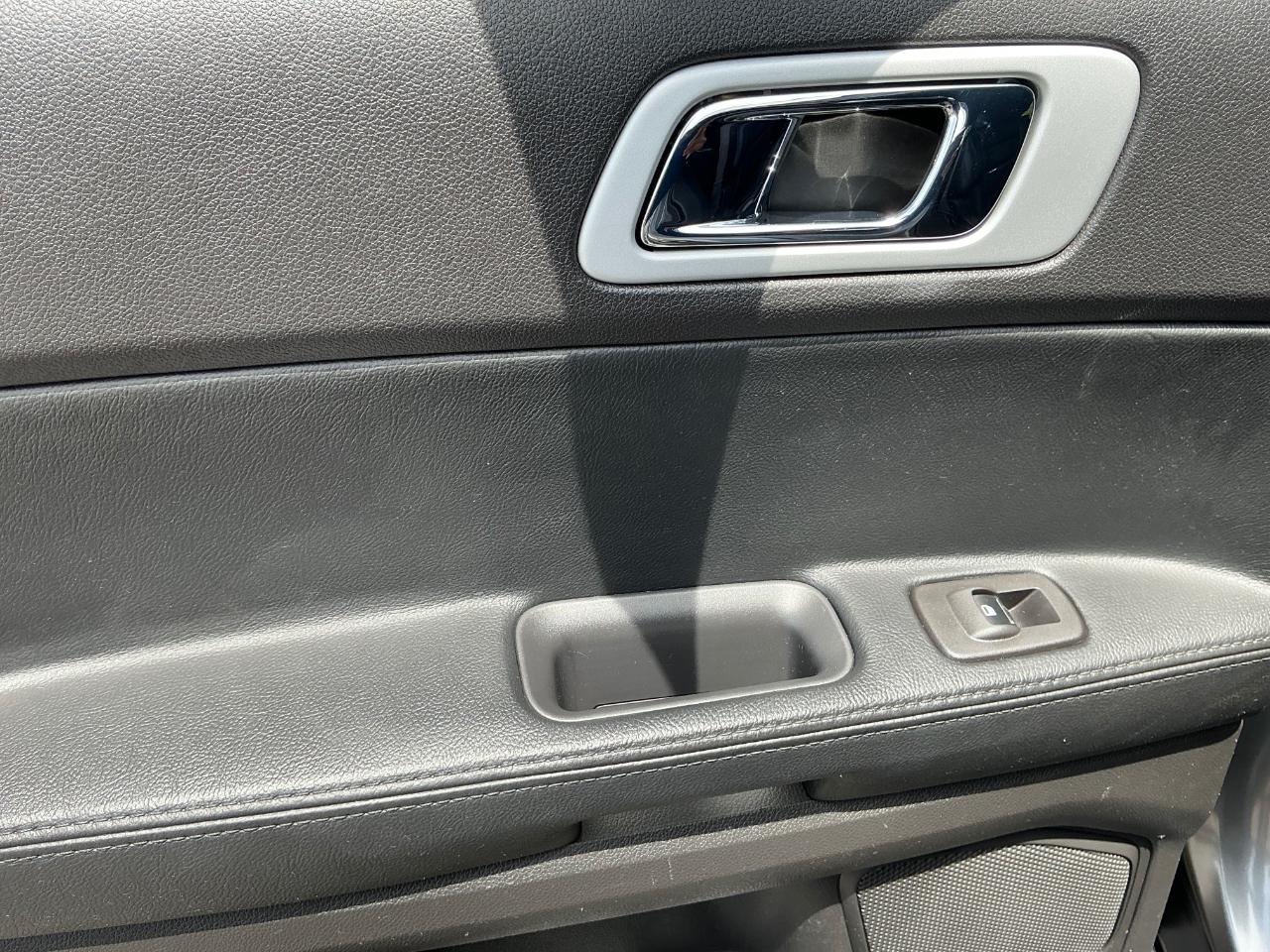 Ford Explorer Limited 4WD 2014