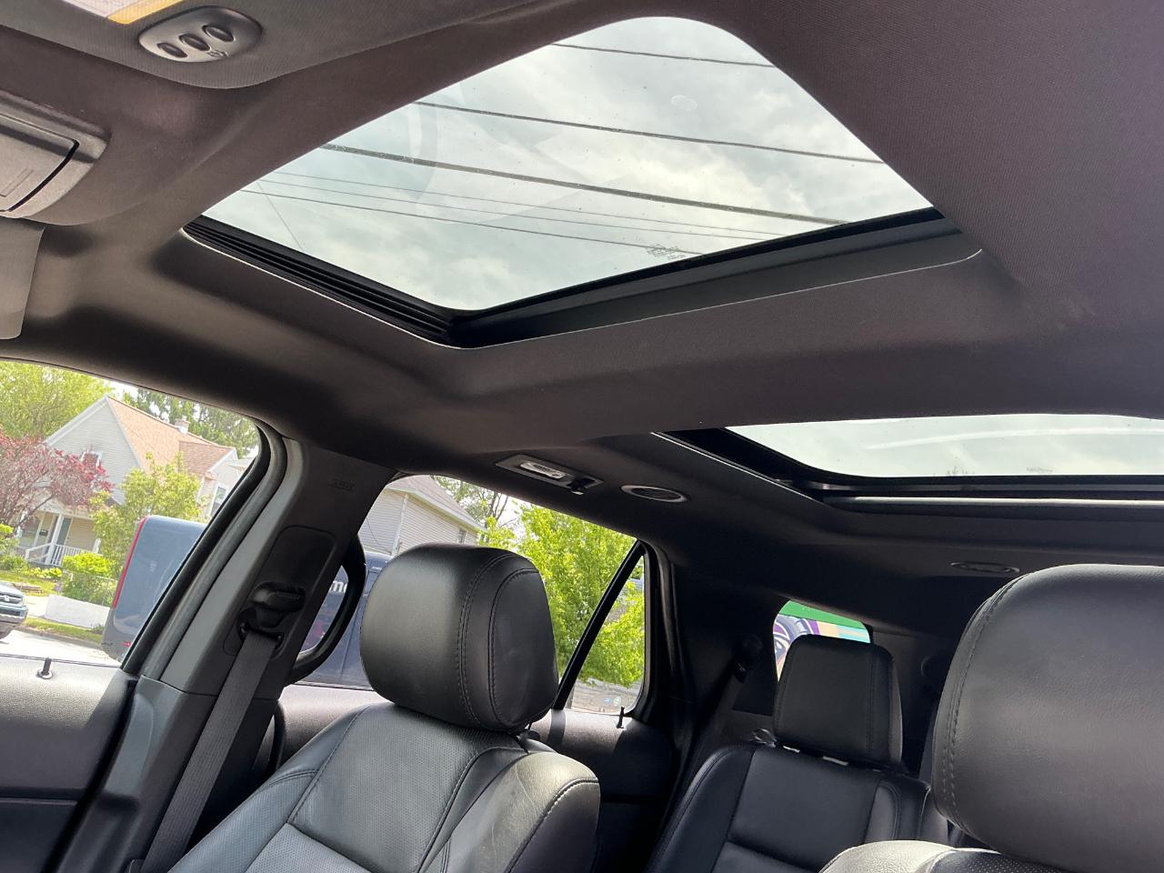Ford Explorer Limited 4WD 2014