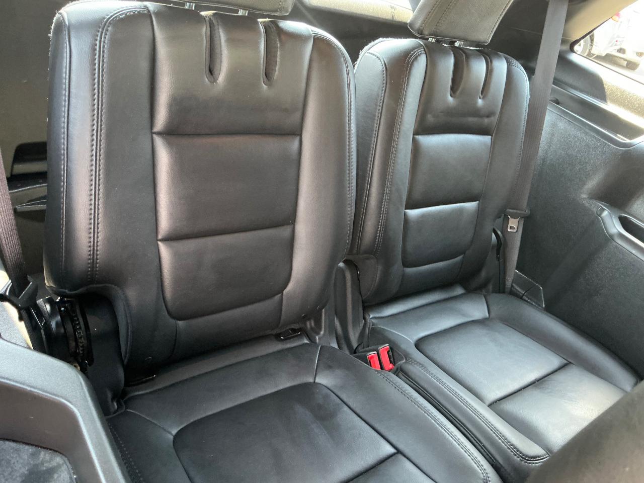 Ford Explorer Limited 4WD 2013