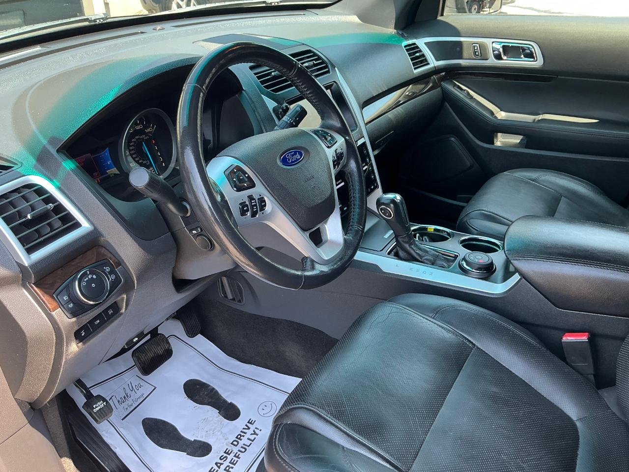 Ford Explorer Limited 4WD 2013