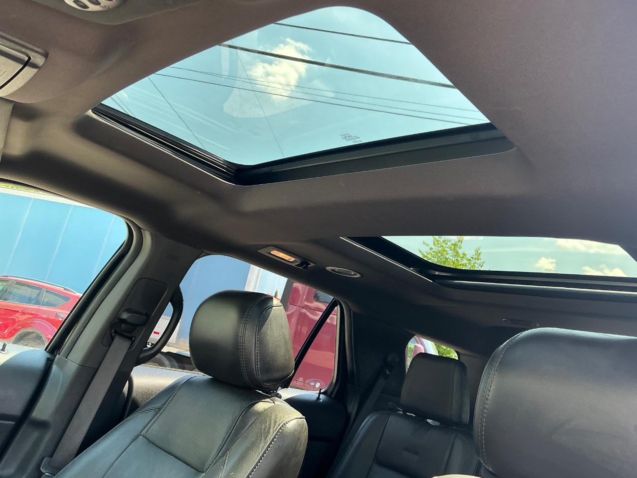 Ford Explorer Limited 4WD 2013