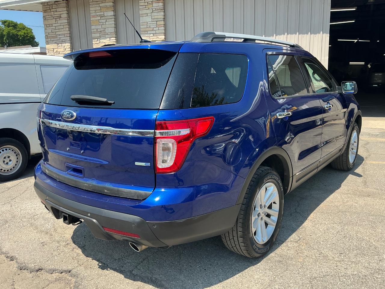 Ford Explorer XLT 4WD 2013