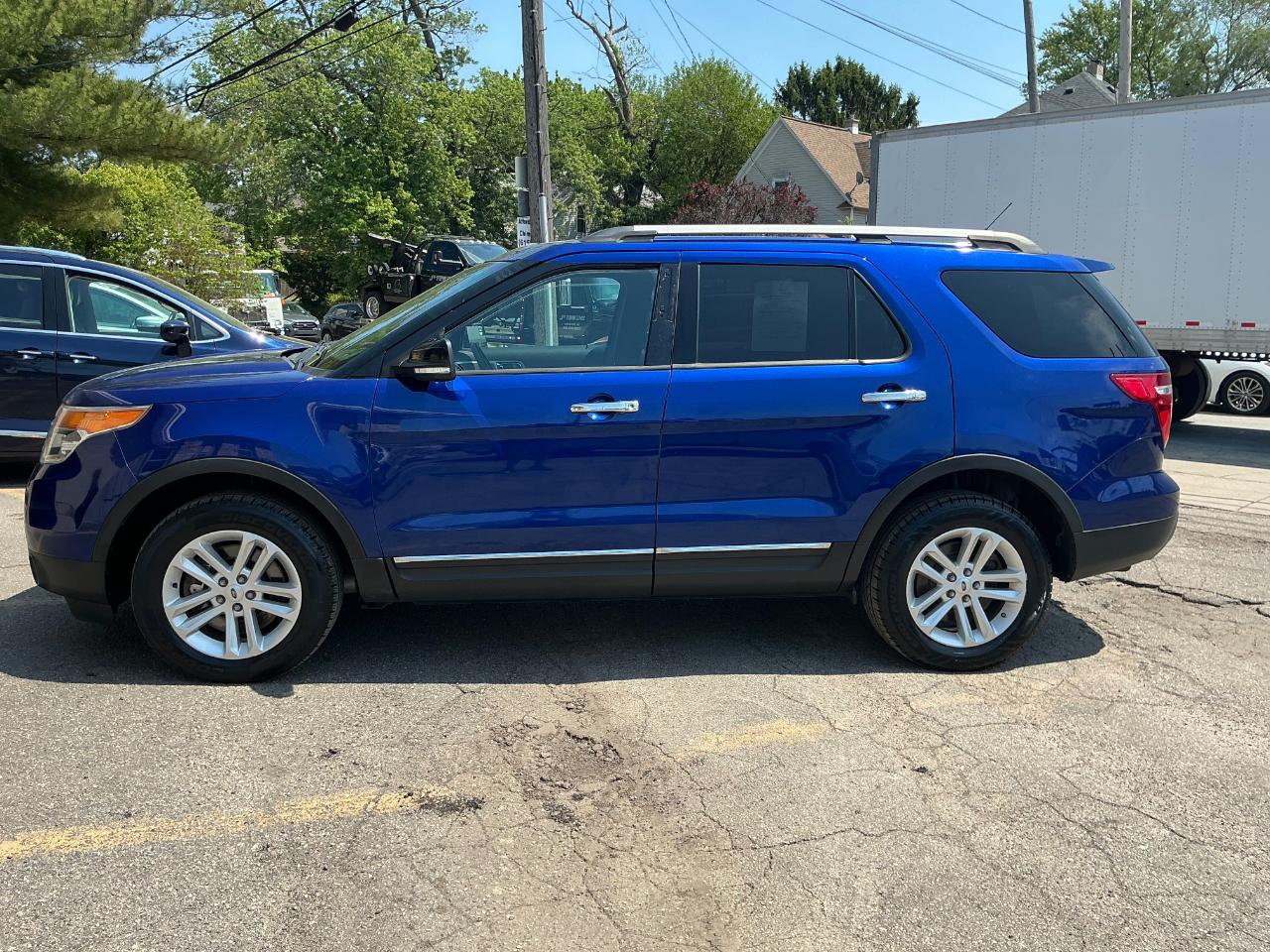Ford Explorer XLT 4WD 2013