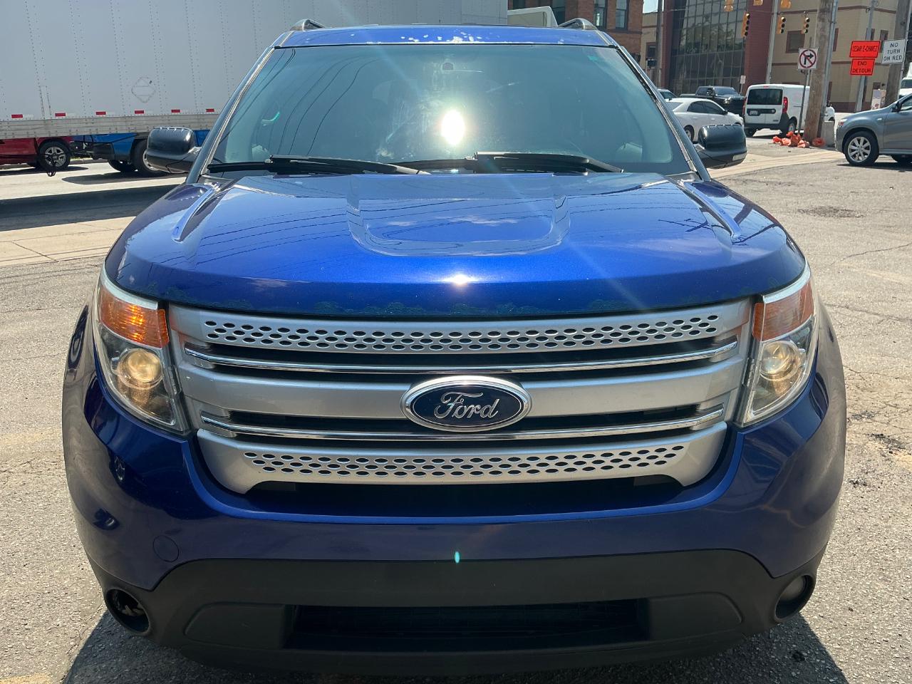Ford Explorer XLT 4WD 2013