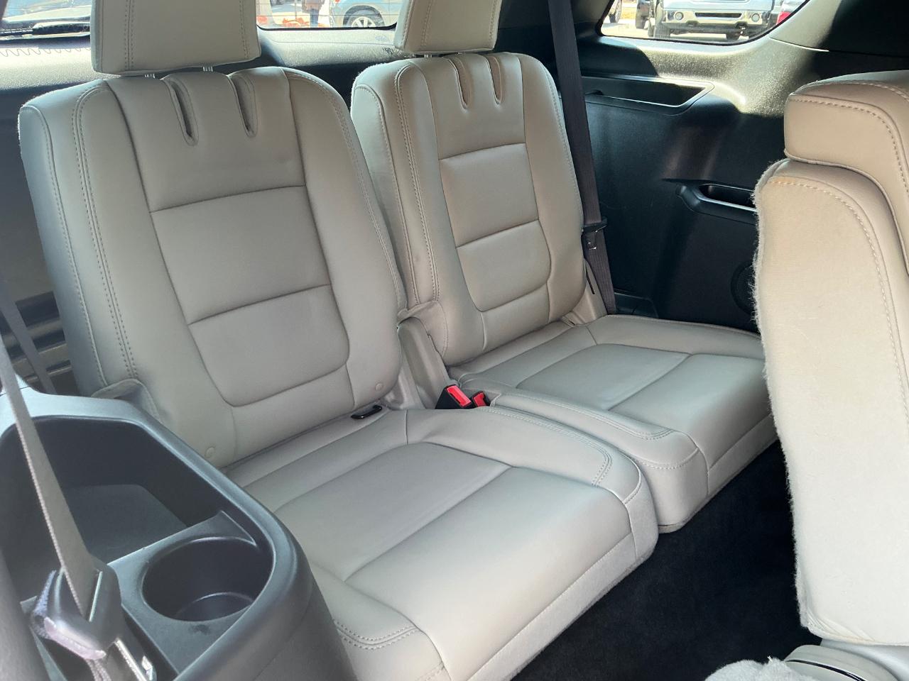 Ford Explorer XLT 4WD 2013