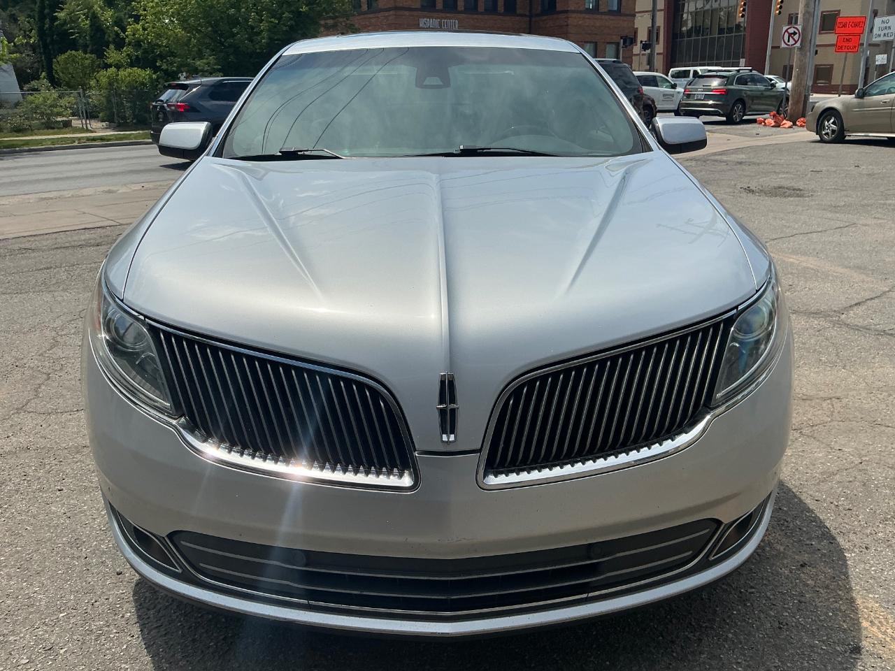 Lincoln MKS AWD 2013
