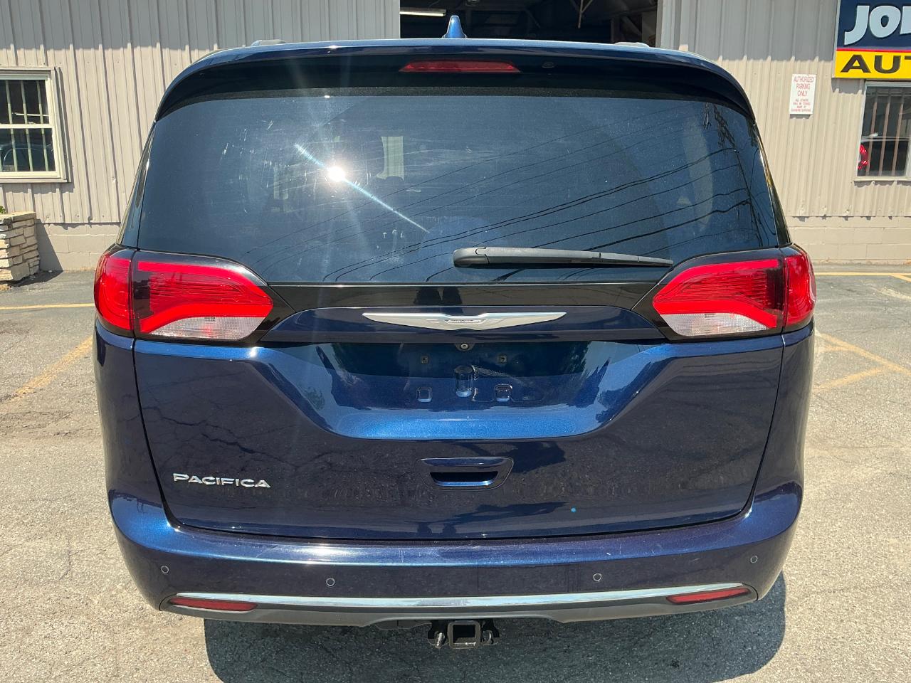 Chrysler Pacifica Touring-L Plus 2017