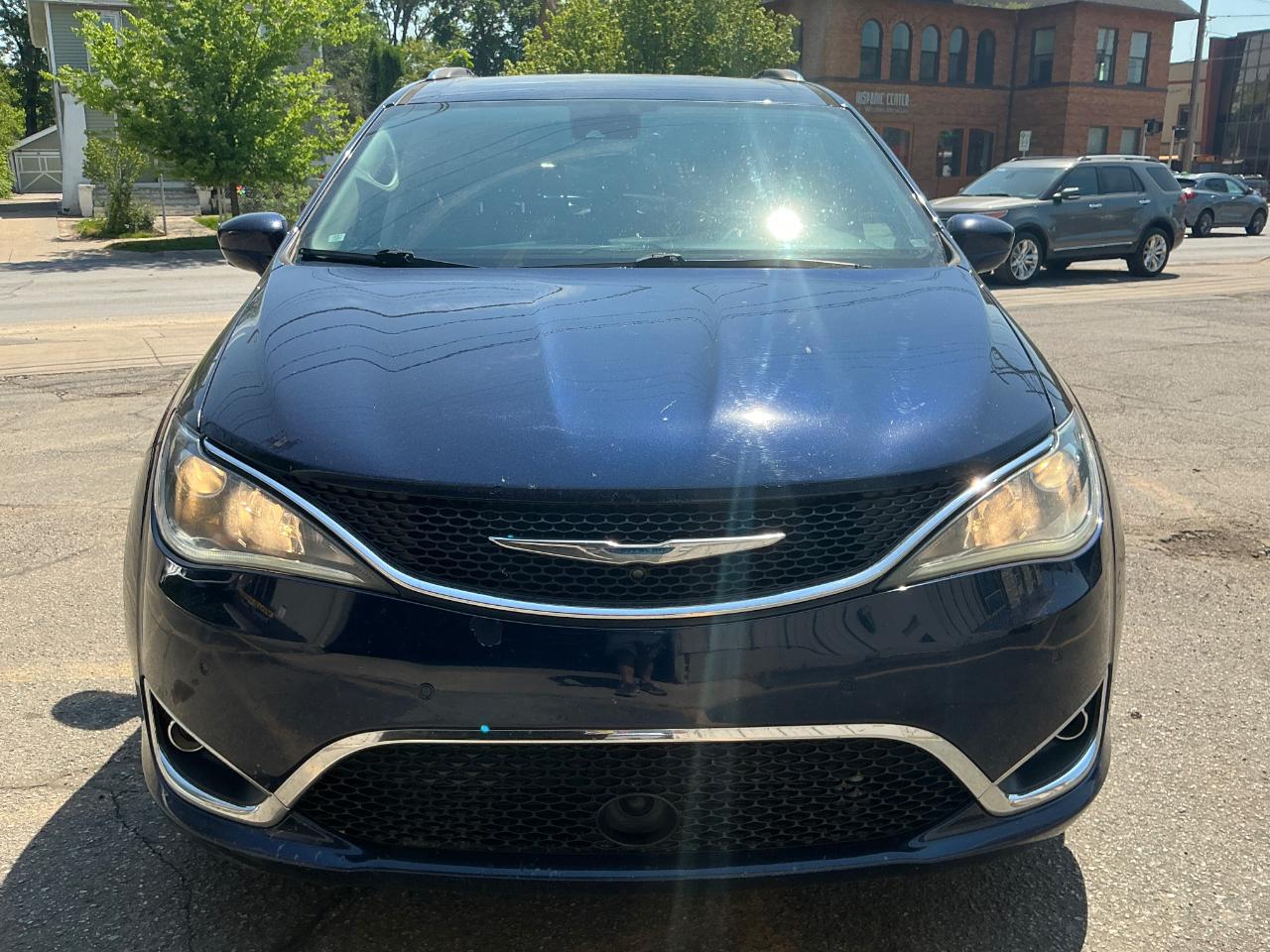 Chrysler Pacifica Touring-L Plus 2017